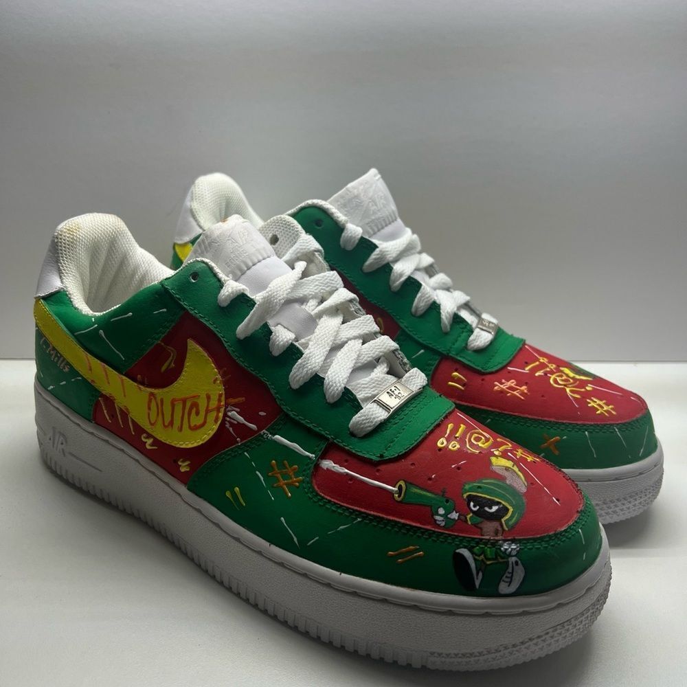 Custom Nike Air Force One - Picture 2 of 12